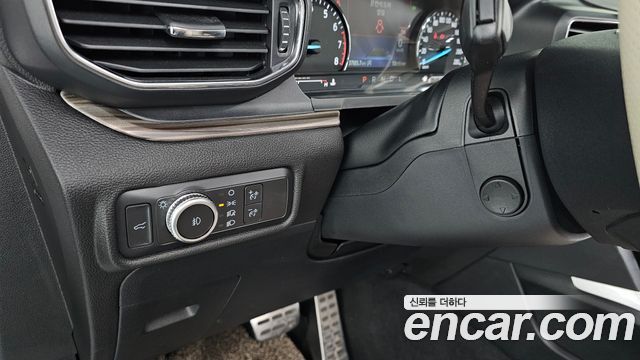Ford Explorer 2021 — photo 32