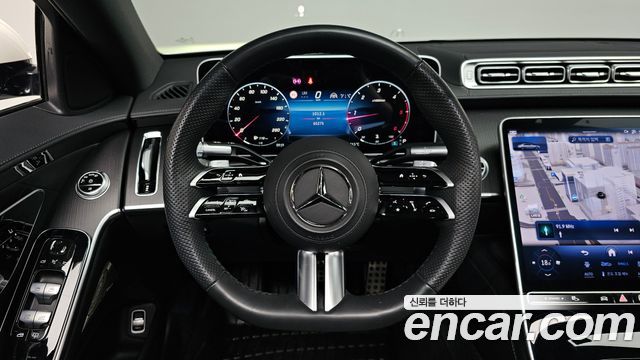 Mercedes-Benz S-Class 2023 — photo 19