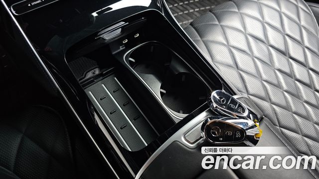 Mercedes-Benz S-Class 2023 — photo 29