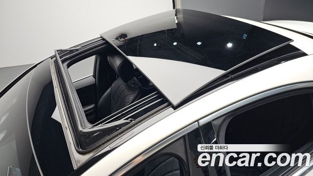 Mercedes-Benz S-Class 2023 — photo 32