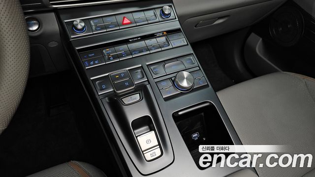 Hyundai Nexo 2020 — photo 12
