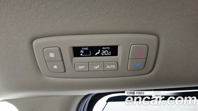 Kia Canival 2021 — photo 34