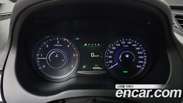 Hyundai Grandeur 2016 — photo 11