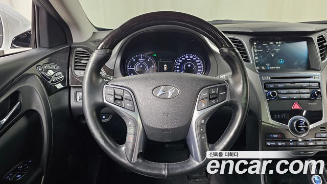 Hyundai Grandeur 2016 — photo 19