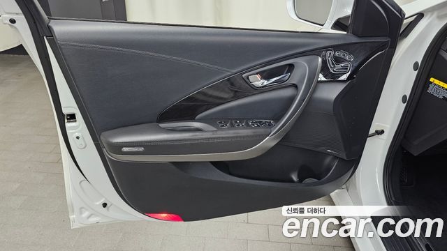 Hyundai Grandeur 2016 — photo 14