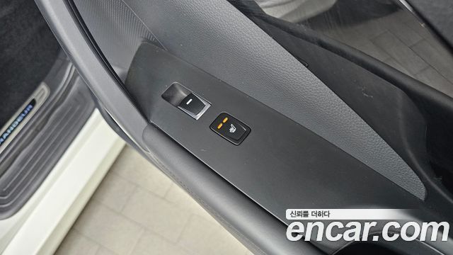 Hyundai Grandeur 2016 — photo 28