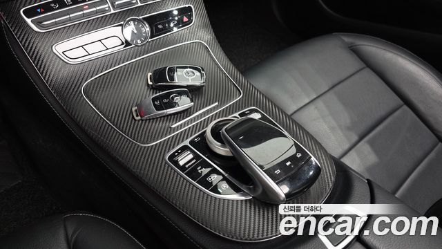 Mercedes-Benz E-Class 2017 — photo 18