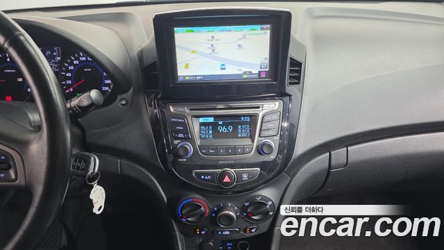 Hyundai Accent 2019 — photo 15