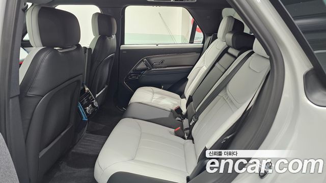 Land Rover Range Rover Sport 2026 — photo 4