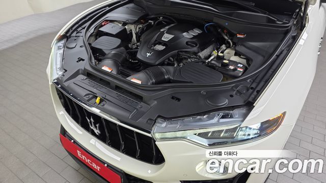 Maserati Levante 2020 — photo 6