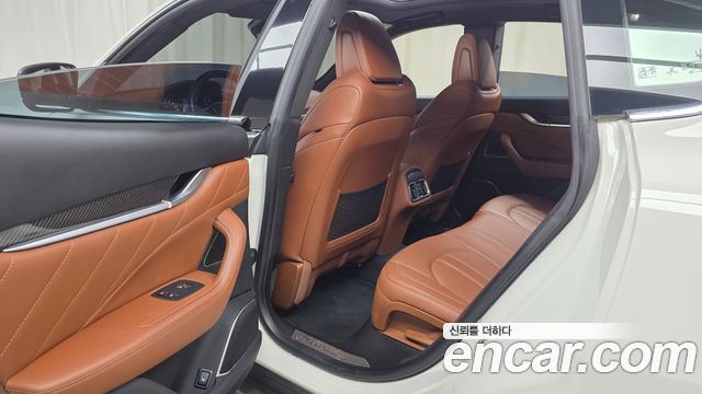 Maserati Levante 2020 — photo 18
