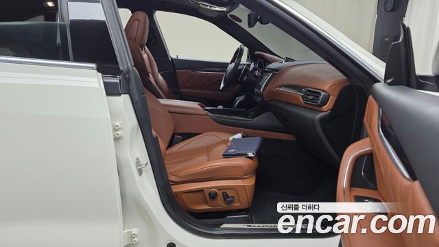 Maserati Levante 2020 — photo 16