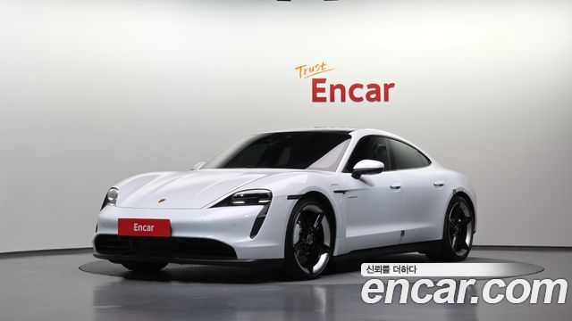 Porsche Taycan 2024 — photo 1