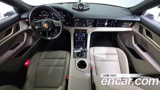 Porsche Taycan 2024 — photo 7