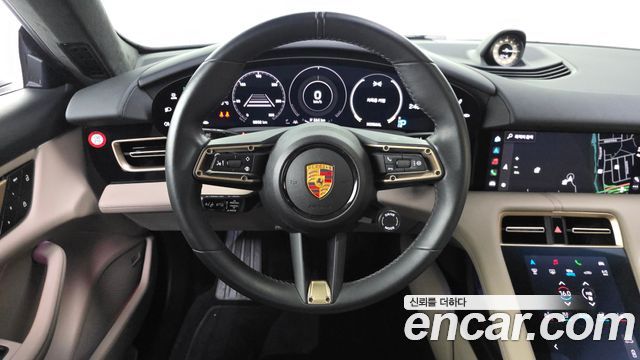 Porsche Taycan 2024 — photo 13