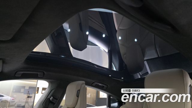 Porsche Taycan 2024 — photo 19