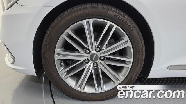 Genesis G80 2017 — photo 5