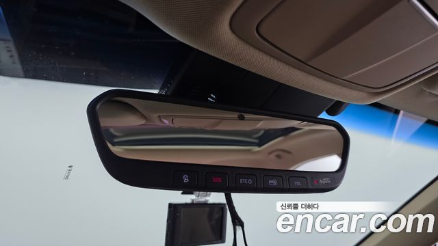 Genesis G80 2017 — photo 15