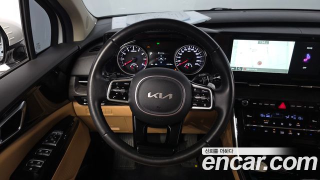Kia Canival 2023 — photo 19