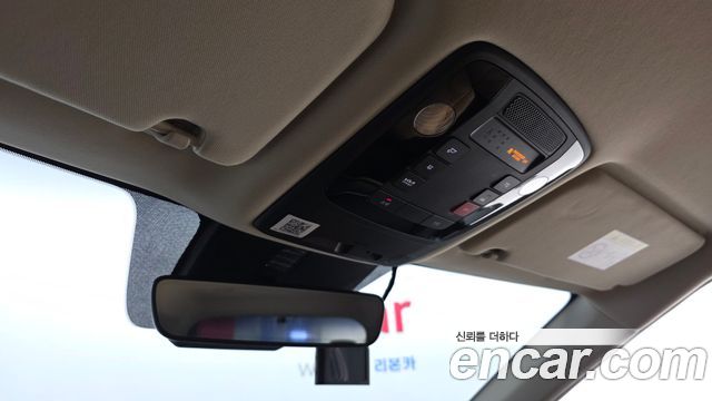 Kia Canival 2023 — photo 24