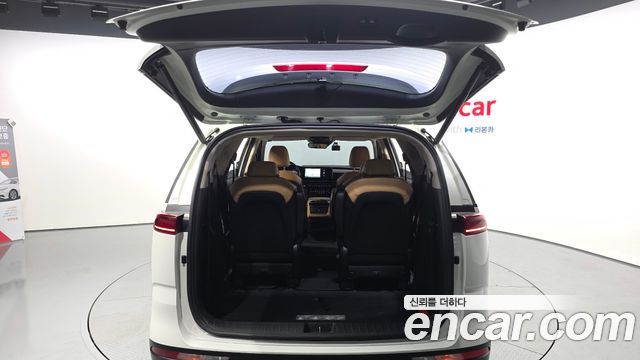 Kia Canival 2023 — photo 26