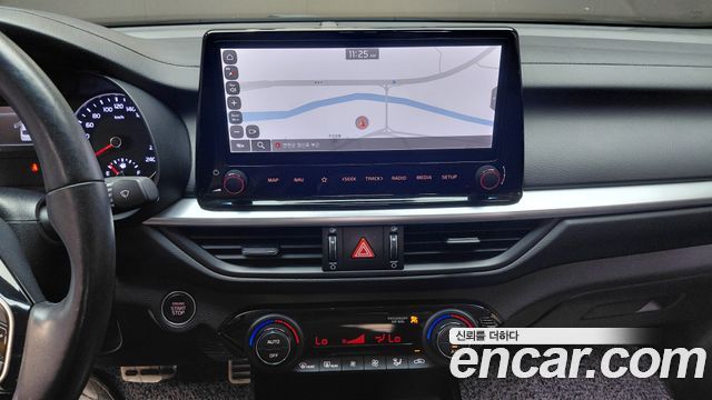Kia K3 2023 — photo 20