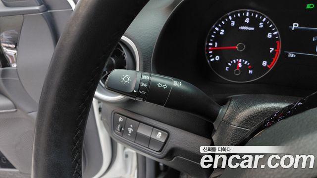 Kia K3 2023 — photo 29