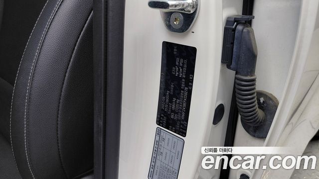 Kia K3 2023 — photo 30