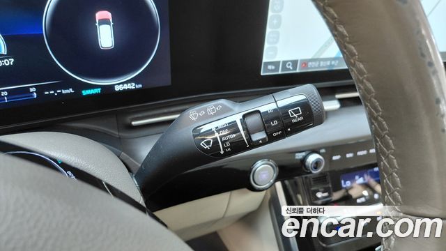Kia Canival 2023 — photo 27