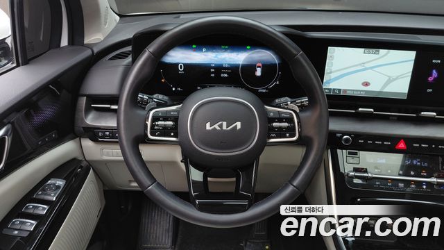 Kia Canival 2023 — photo 19