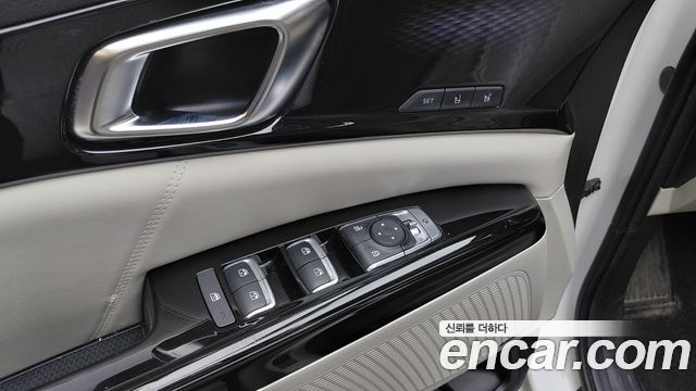 Kia Canival 2023 — photo 27
