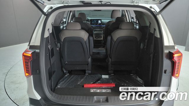 Kia Canival 2024 — photo 24