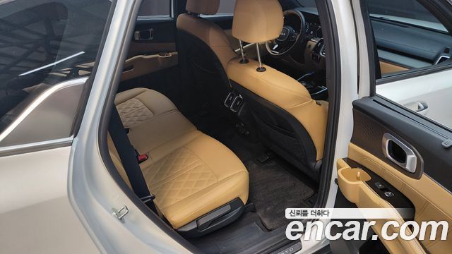 Kia Sorento 2023 — photo 17
