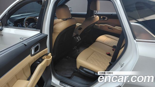 Kia Sorento 2023 — photo 18