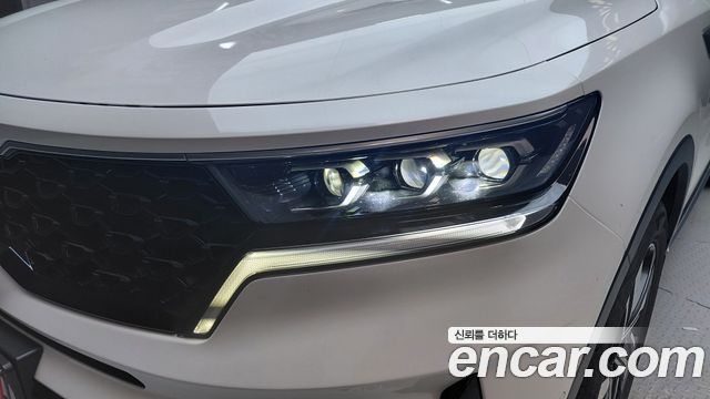 Kia Sorento 2023 — photo 8