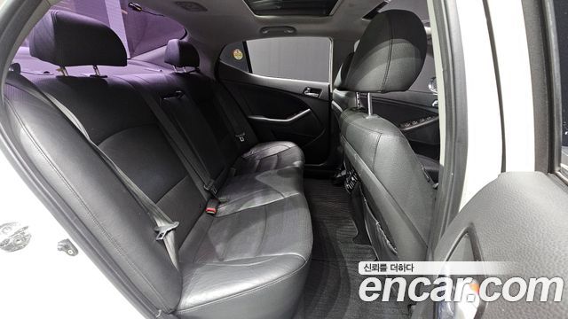 Kia K5 2014 — photo 25