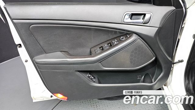 Kia K5 2014 — photo 14