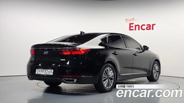 Kia K7 2018 — photo 2