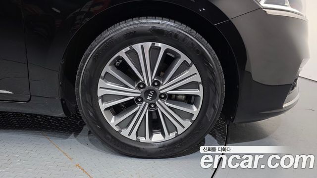 Kia K7 2018 — photo 5