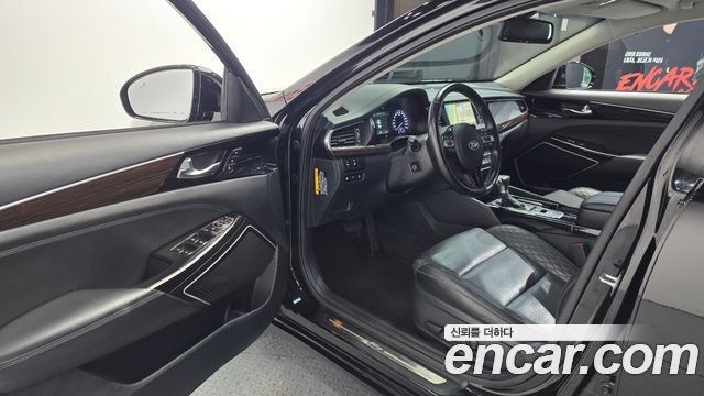 Kia K7 2018 — photo 13