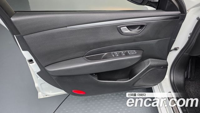 Renault Korea SM6 2017 — photo 14
