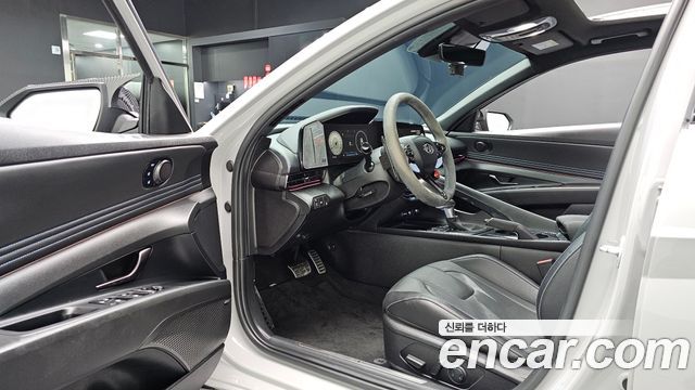 Hyundai AVANTE 2022 — photo 13