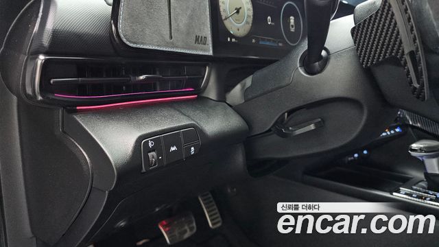 Hyundai AVANTE 2022 — photo 24