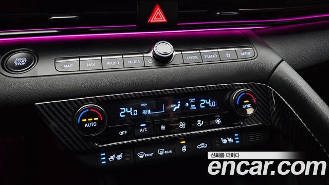 Hyundai AVANTE 2022 — photo 26