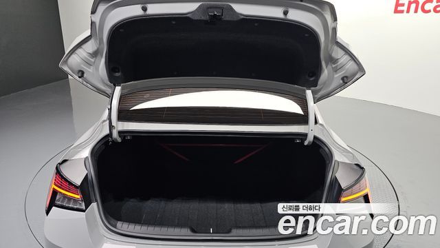 Hyundai AVANTE 2022 — photo 33