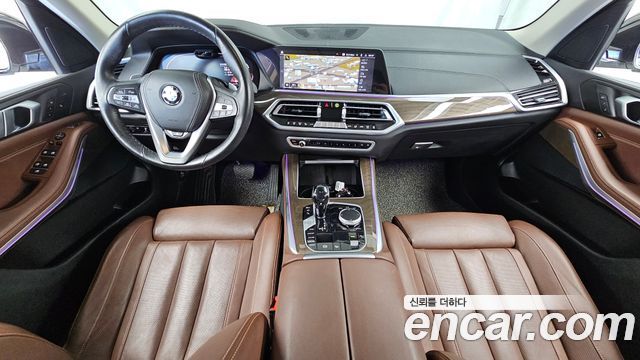 BMW X5 2021 — photo 10
