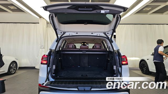 BMW X5 2021 — photo 26