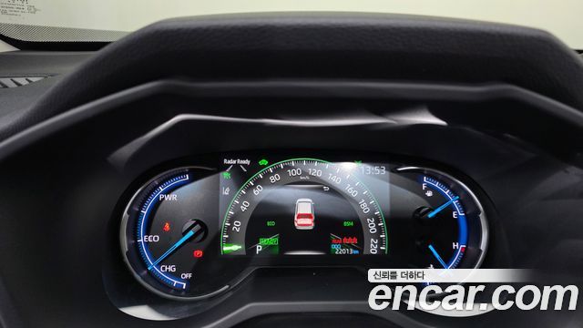 Toyota RAV4 2021 — photo 11