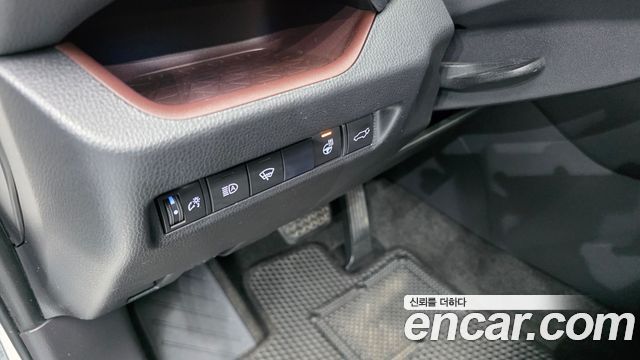 Toyota RAV4 2021 — photo 25