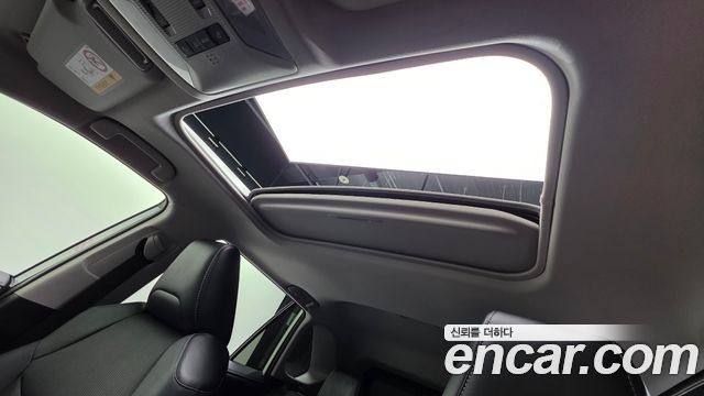 Toyota RAV4 2021 — photo 32